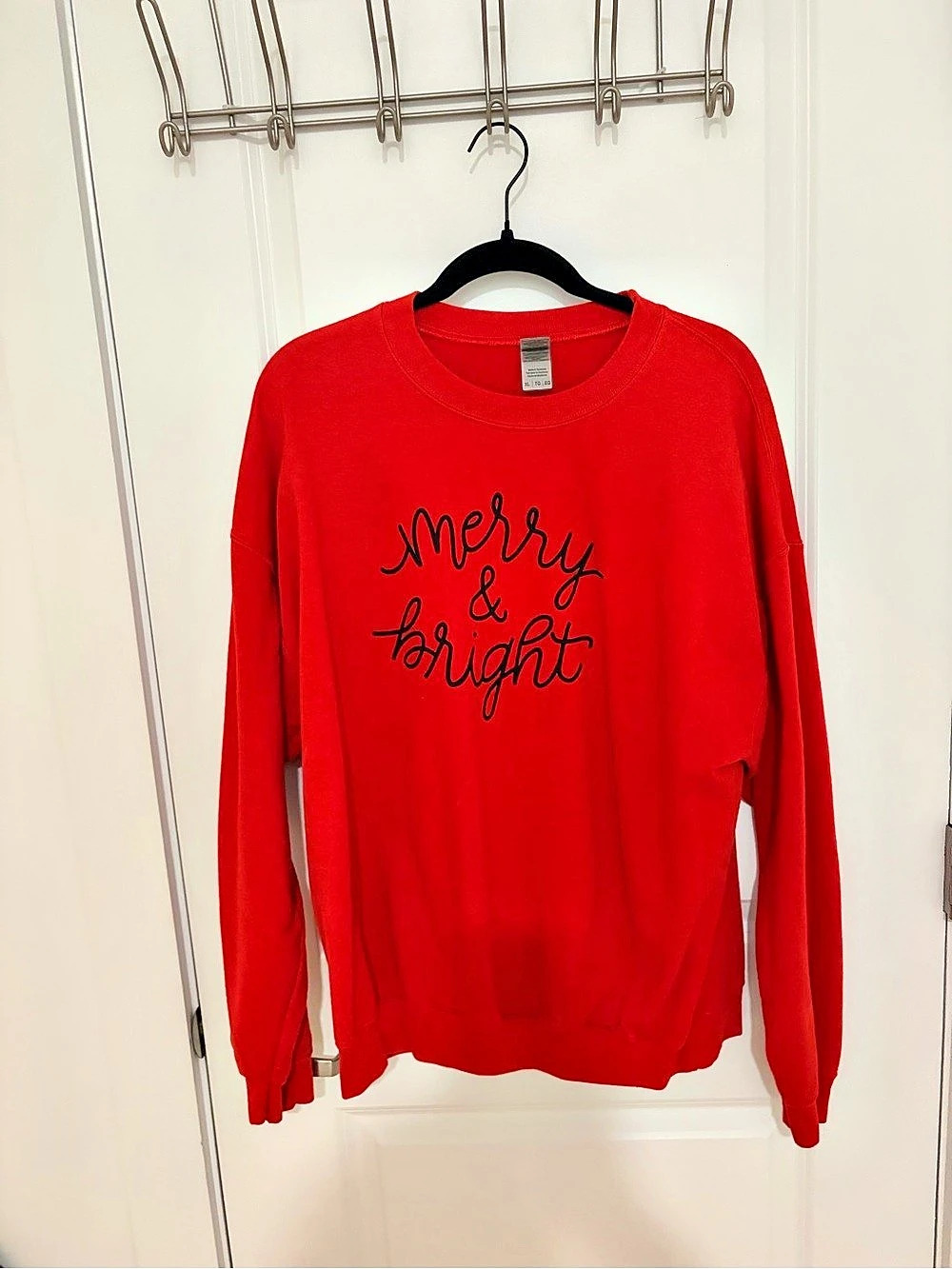 Gildan Merry & Bright Graphic Sweatshirt Red XL